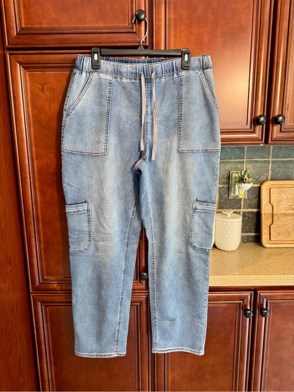 SO Light Wash Relaxed Cargo Joggers